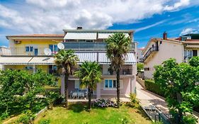 Apartment In Crikvenica 5267